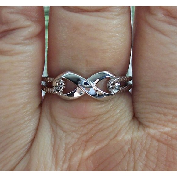 925 STERLING SILVER Dainty Infinity Ring - Picture 11 of 15